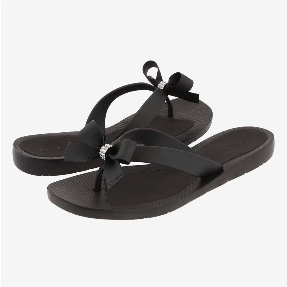 GUESS Tutu Flip Flops